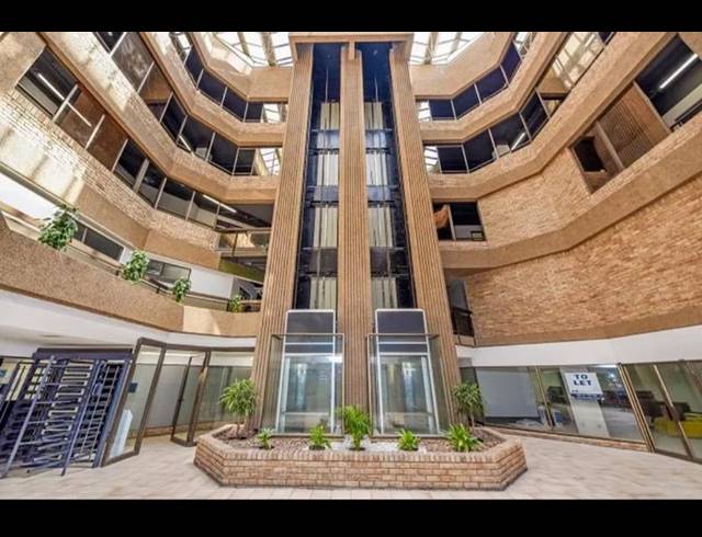 2 BEDROOM PROPERTY TO RENT IN FLORIDA
